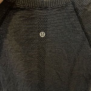Lulu lemon swiftly tshirt